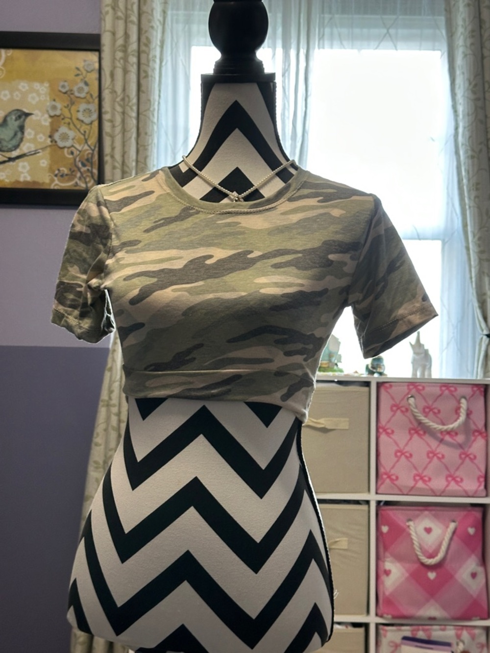 QVC camo half tee/crop top XS/S